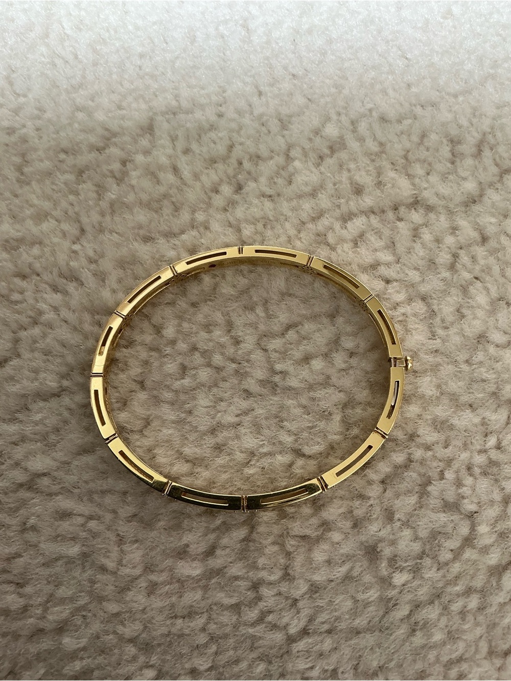 STUNNING ROBERTO COIN 18K GOLD LOVE IN VERONA DIAMOND FLORAL BANGLE BRACELET - Picture 10 of 16
